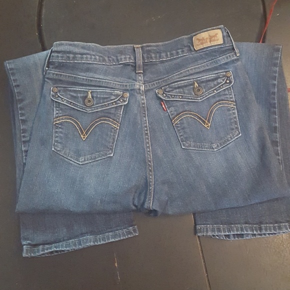 Levis 515 boot cut 28" waist - Picture 2 of 5